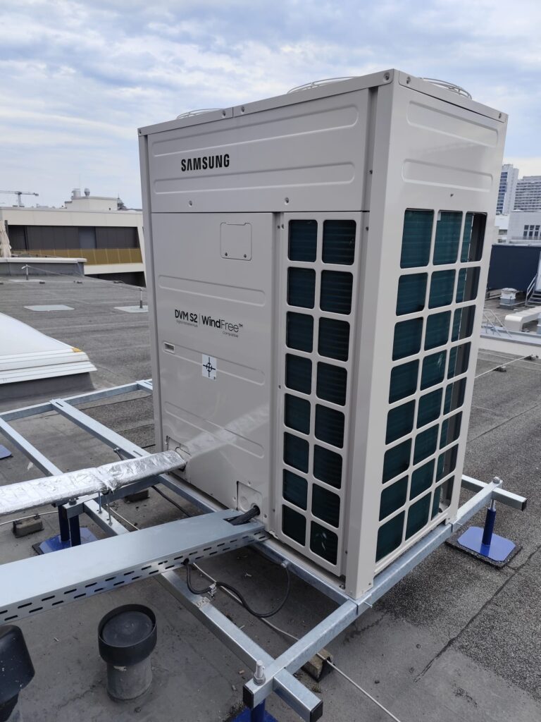 Samsung DVM S2 Klimaanlage 56 kW für Gewerbe in Berlin-Mitte